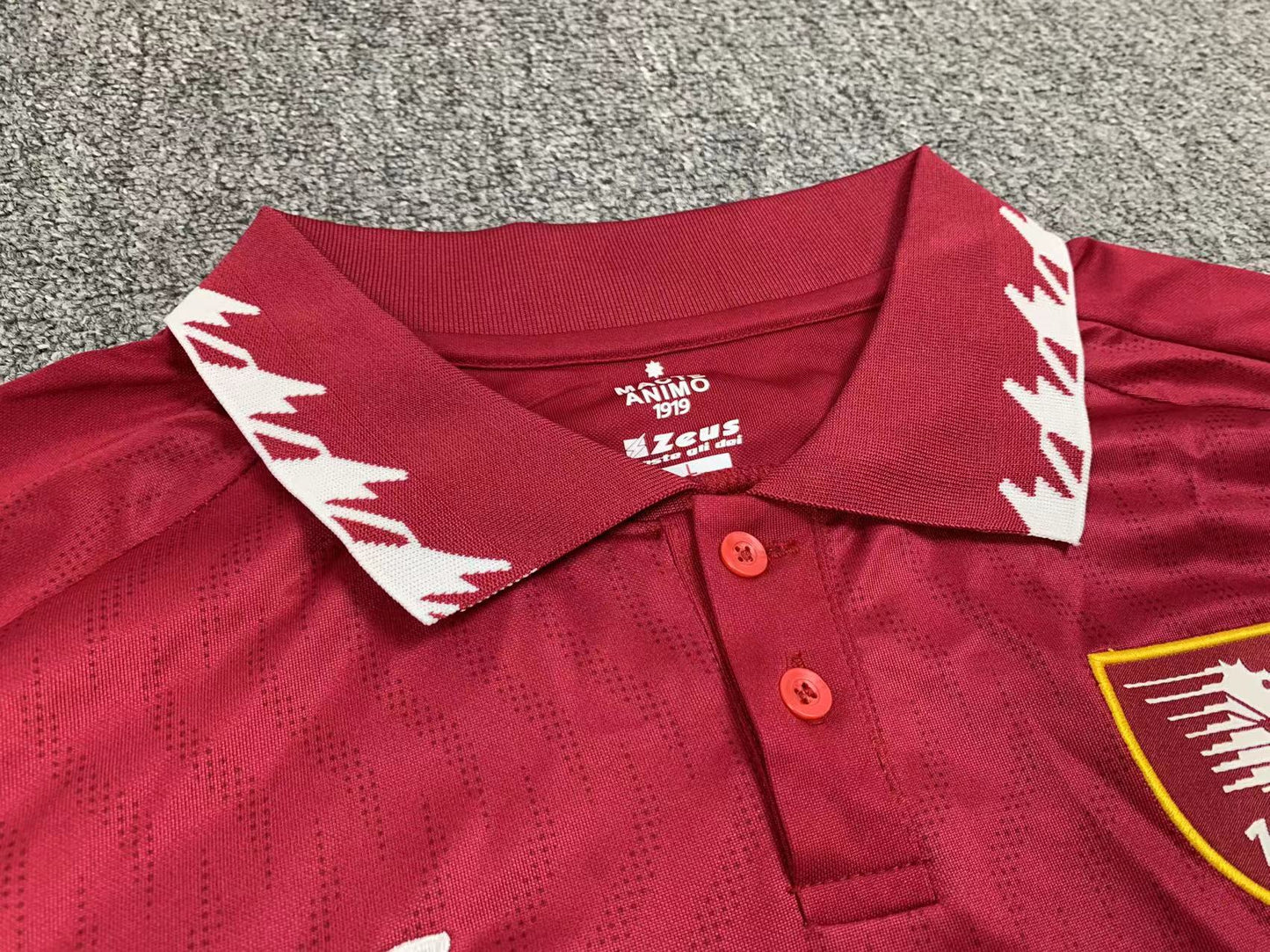 Salernitana Local 23/24