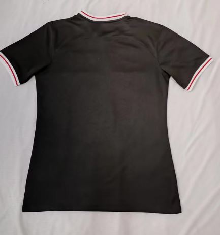 Frankfurt Visitante 23/24