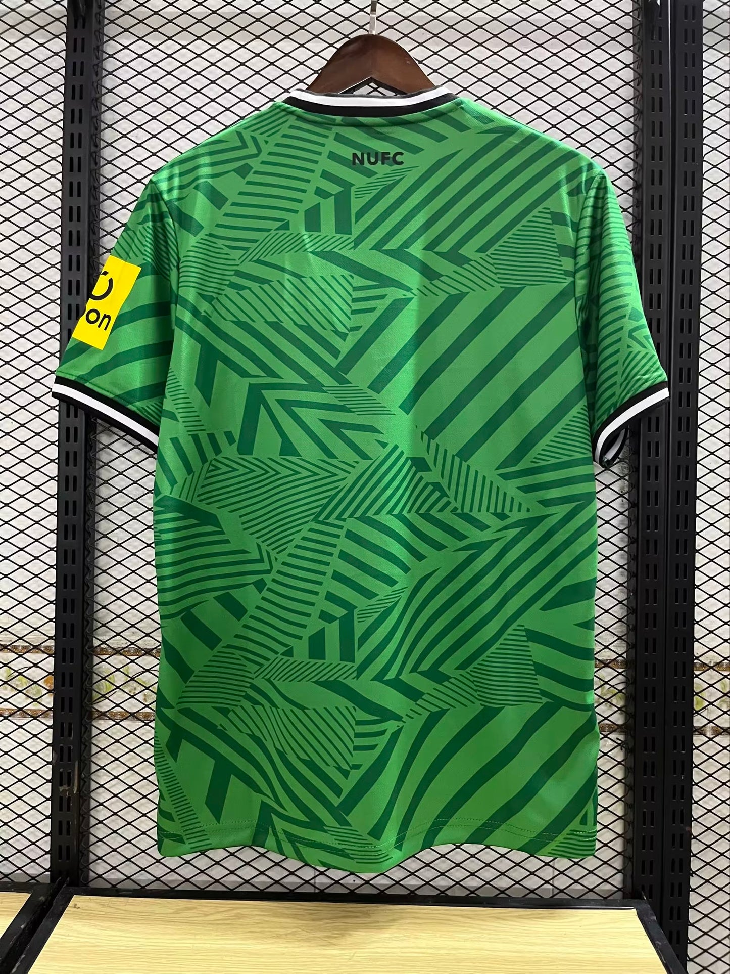 Newcastle Visitante 23/24