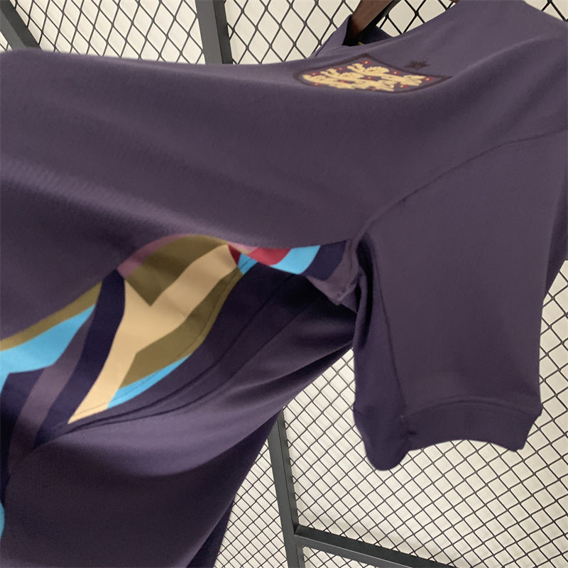 Inglaterra Visitante 24/25