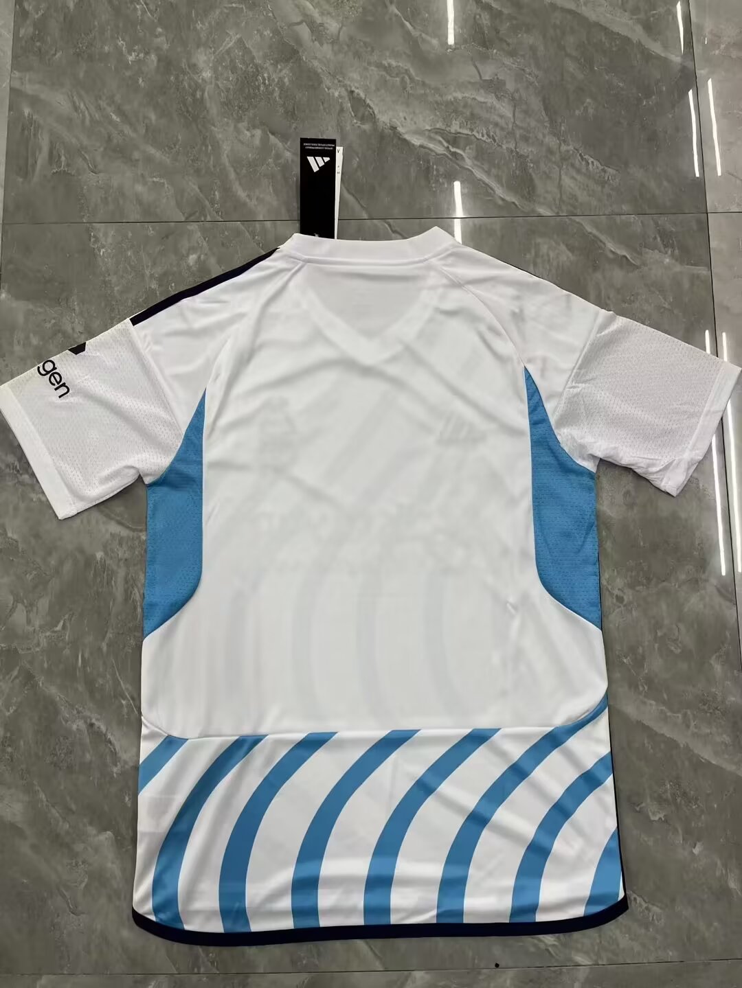 Nottingham Visitante 23/24