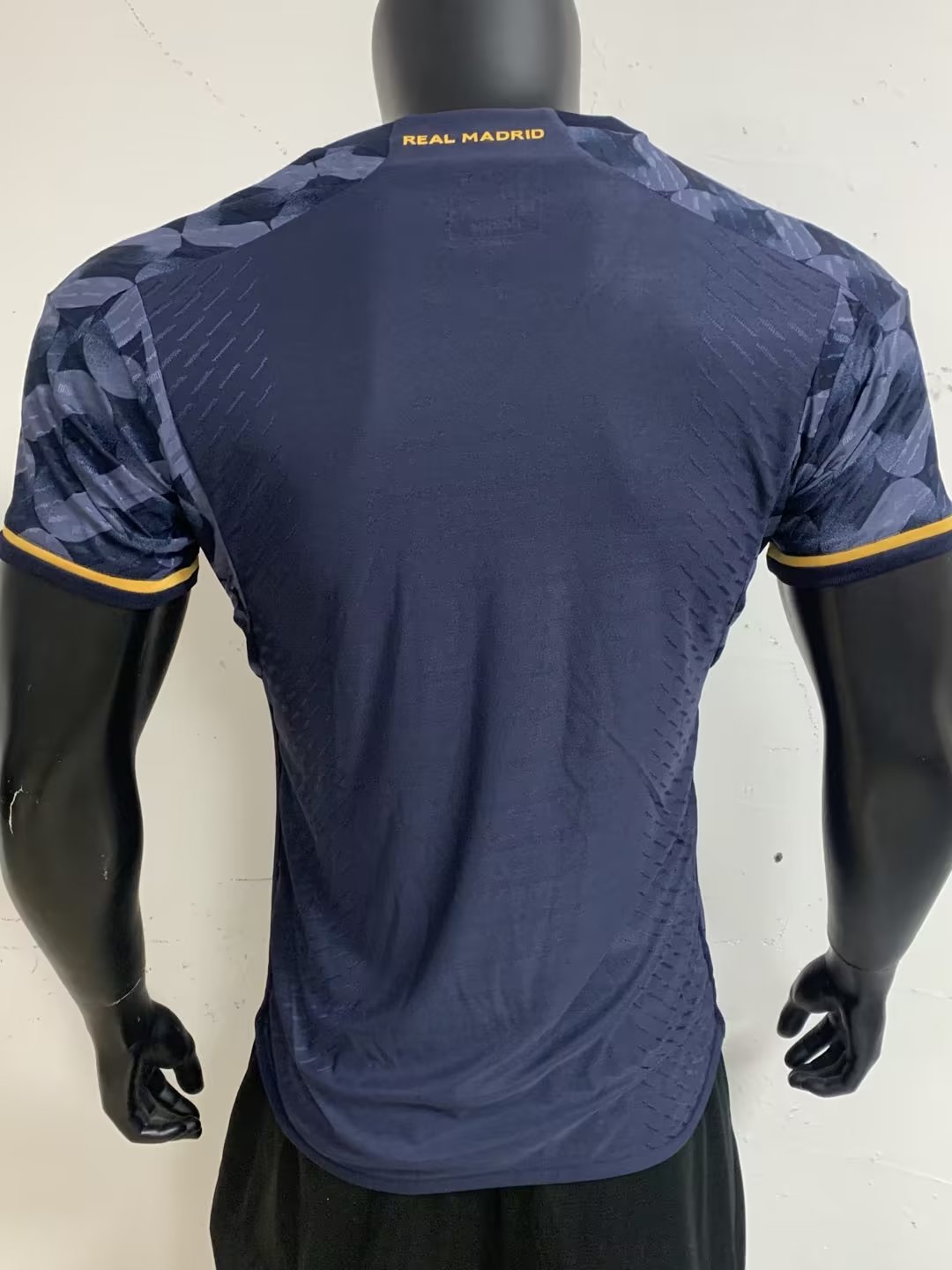 Real Madrid Visitante 23/24 Versión Jugador