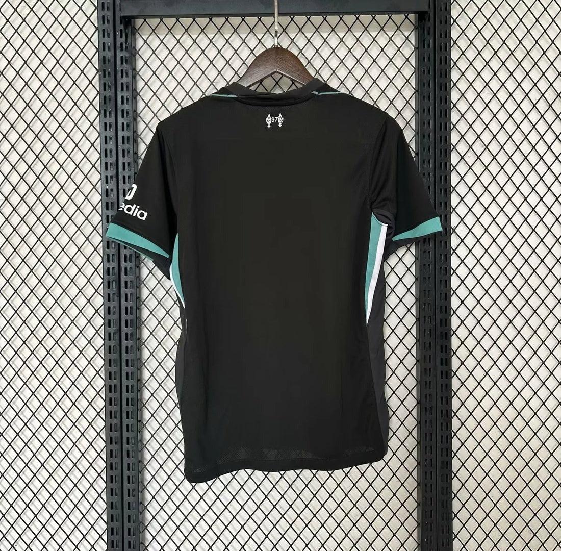 Stock - Liverpool Visitante 24/25