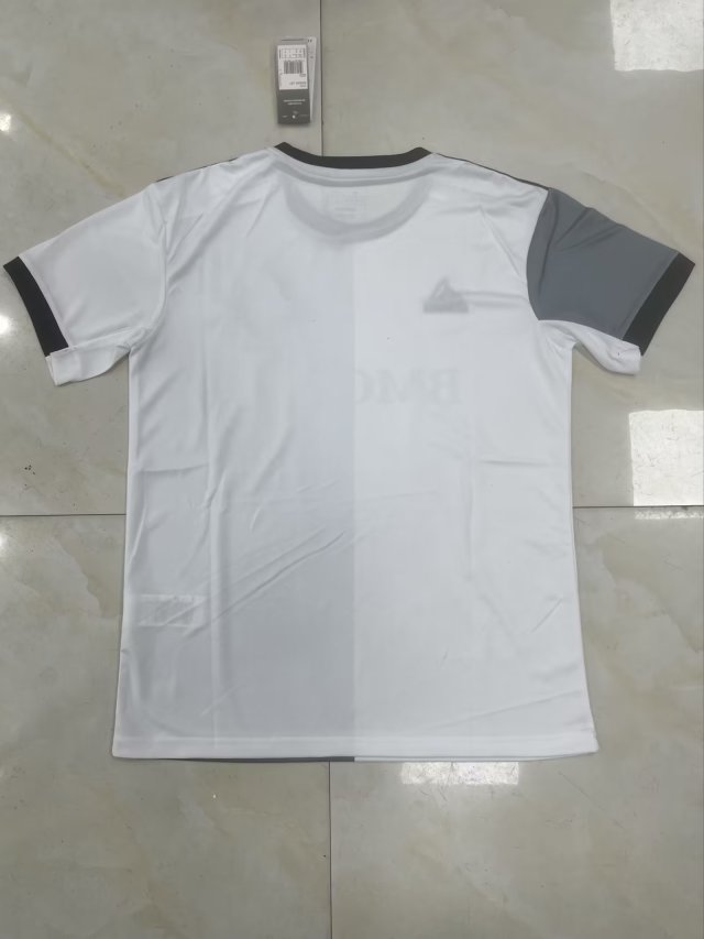 Toronto Visitante 23/24