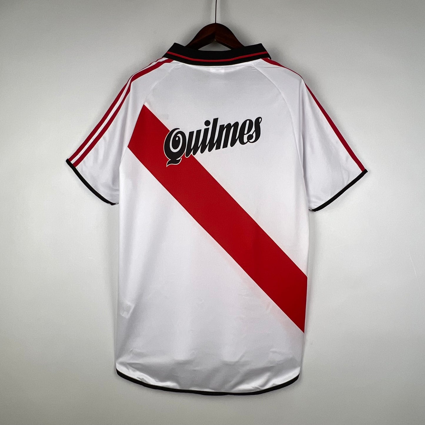 River Plate Local 00/01