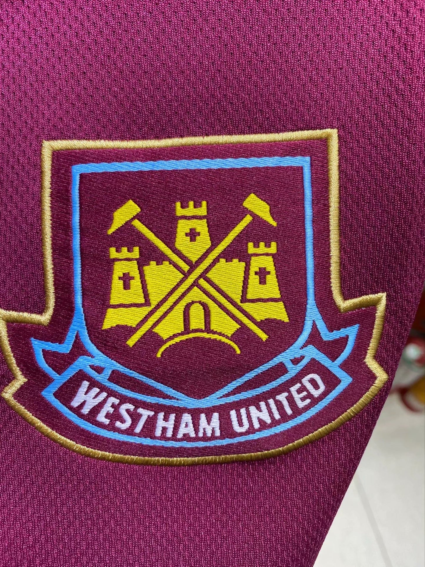 West Ham Local 00/01