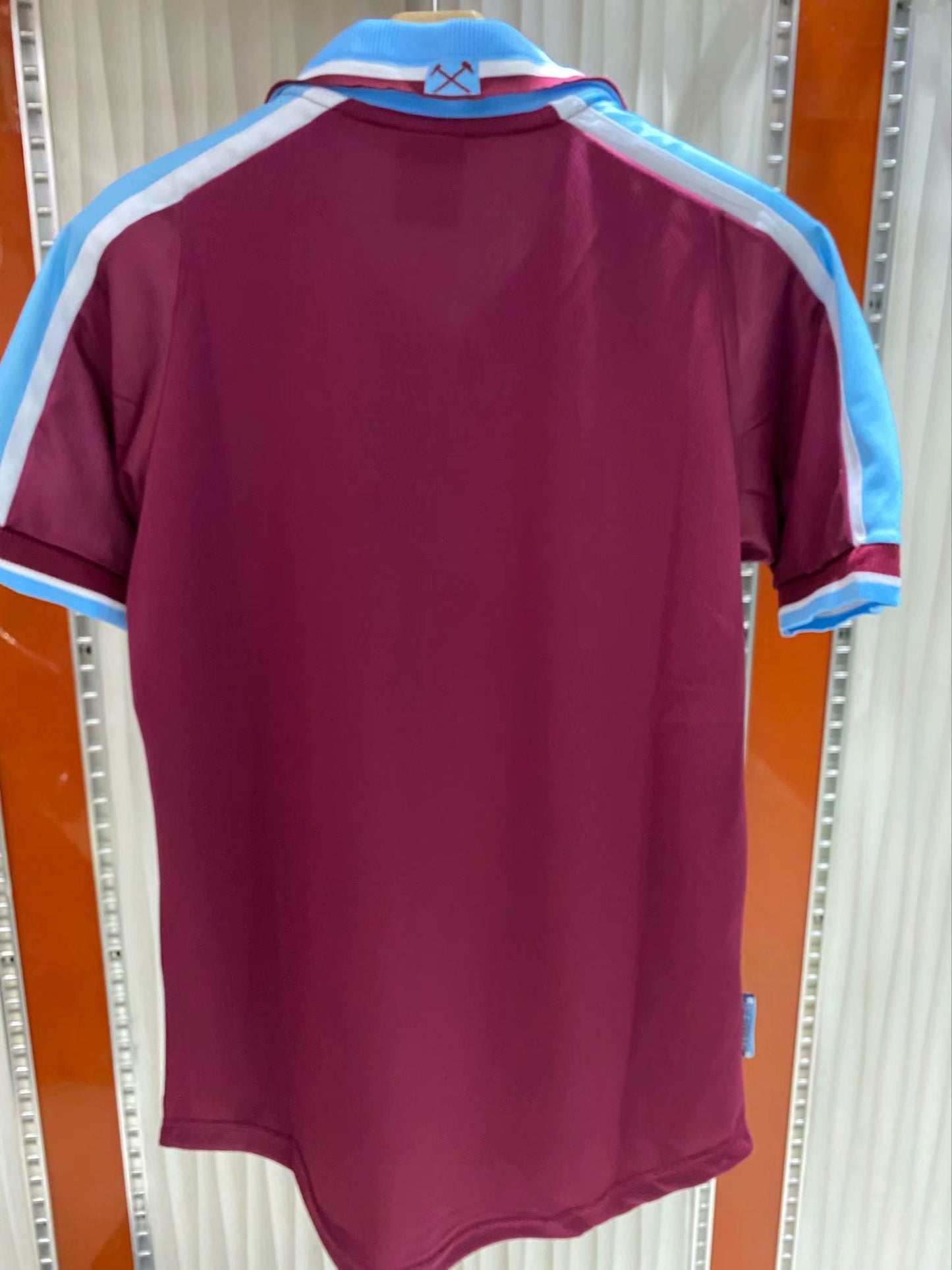 West Ham Local 00/01