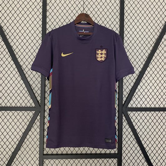 Inglaterra Visitante 24/25