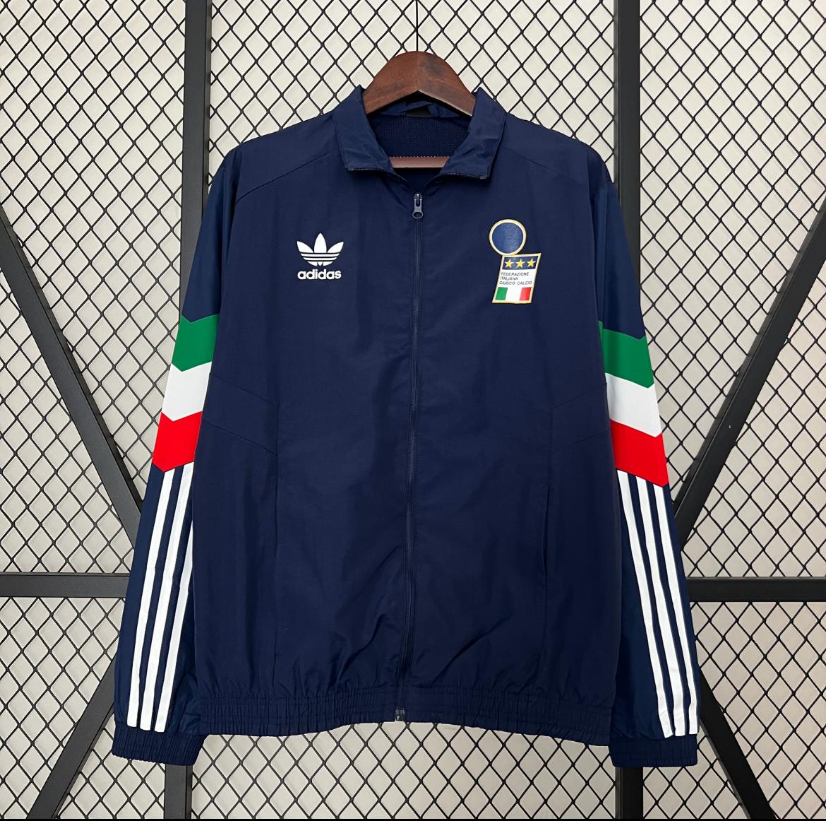 Rompevientos Italia Retro 24/25