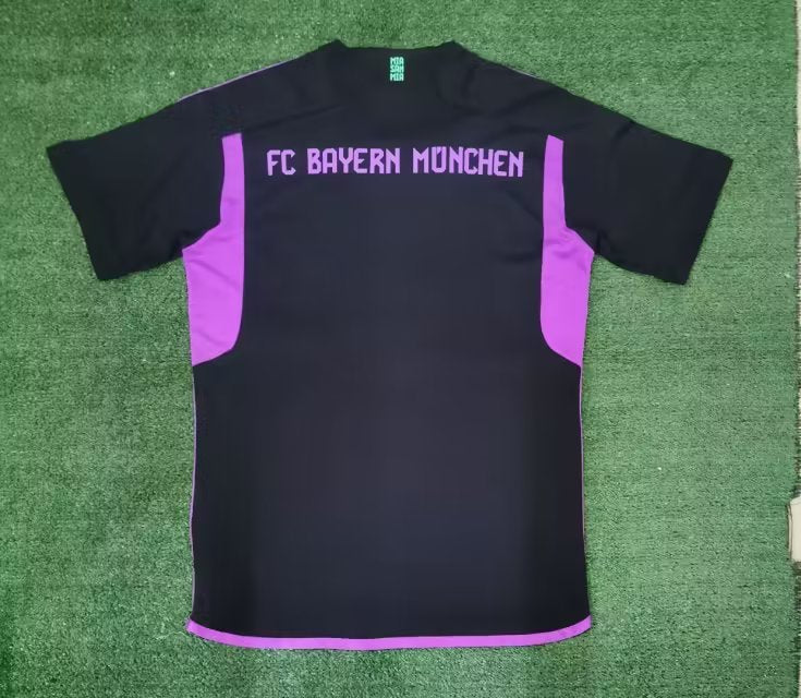 Bayern Visitante 23/24